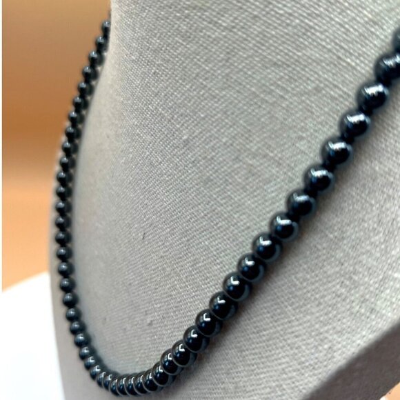 Black Hematite Bead Necklace With Lobster Claw Clasp.  A98 - Picture 5 of 7